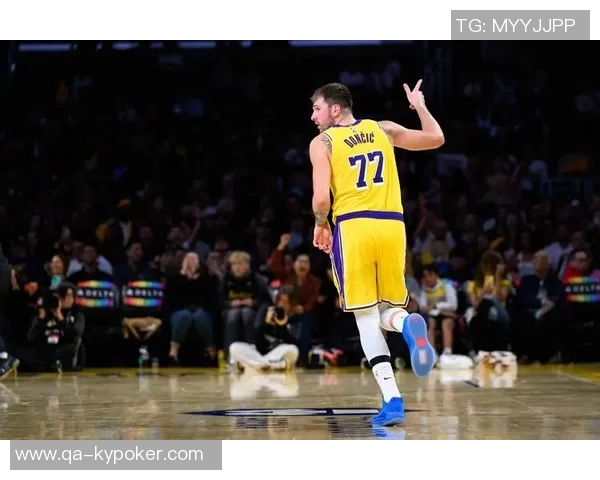 东契奇上半场狂砍32分助力湖人领先森林狼5分进入下半场 东契奇上半场狂砍32分助力湖人领先森林狼5分进入下半场